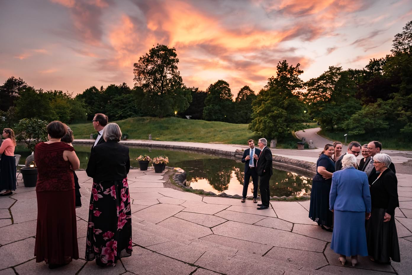 Britzer Seeterrasse im Sonnenuntergang