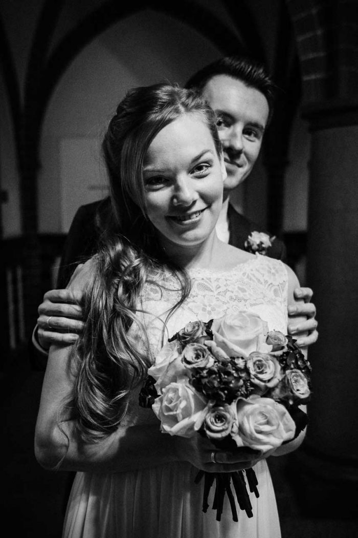 Brautpaar im Standesamt